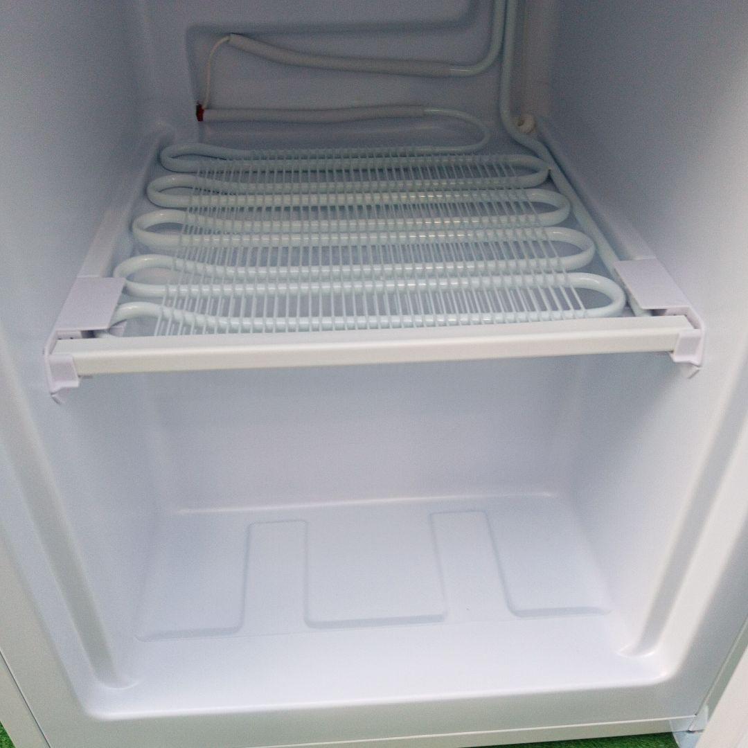 アイリスオーヤマ 冷凍庫 60L IUSD-6B-W ※トレーに傷あります