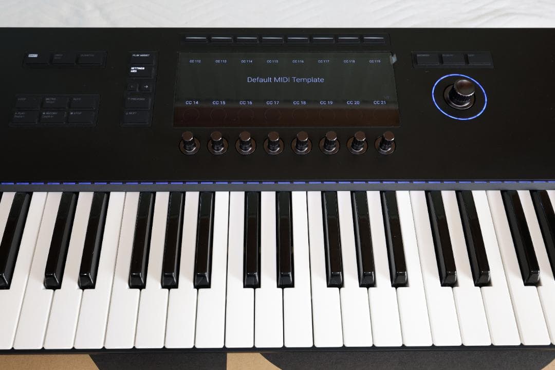 【超お勧め】Native Instruments KONTROL S61 MK3