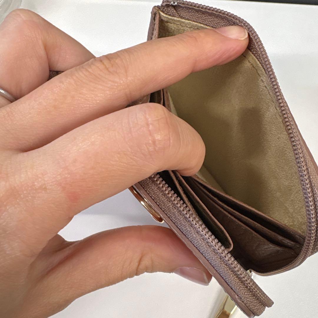 ATAO アタオ　ミリモ　折り財布　レザー　アーモンド