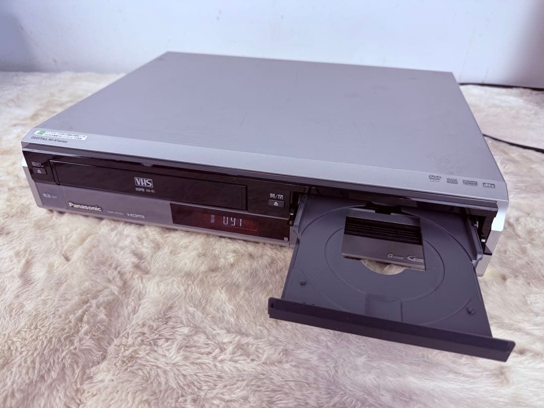 すぐに視聴可能♪ 地デジPanasonic DVDビデオ一体型HDD レコーダー
