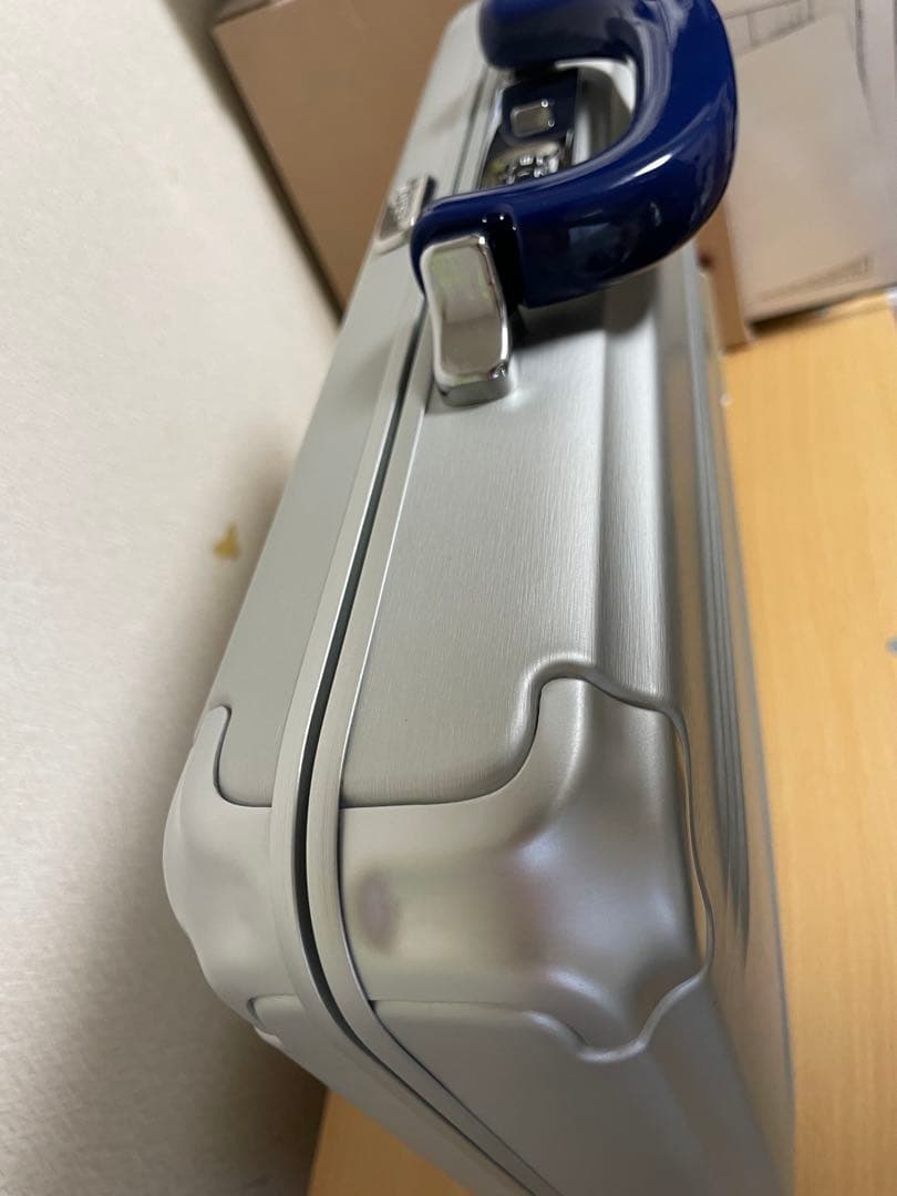 ゼロハリバートン アタッシュケースA4 9.5L 94211