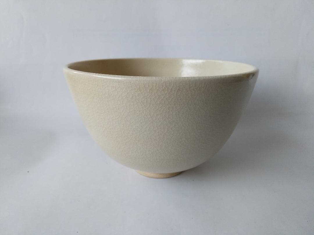 清閑寺窯 杉田祥平 作 色絵仁清湖月流紋 茶碗 京焼 共箱 抹茶碗 美品 です。