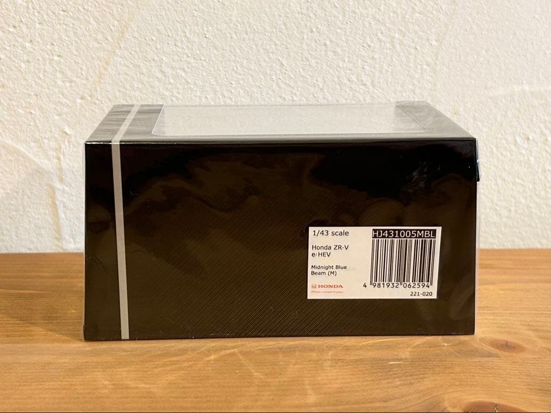 ホンダ ZR-V e:HEV 1/43 ミッドナイトブルービーム ミニカー