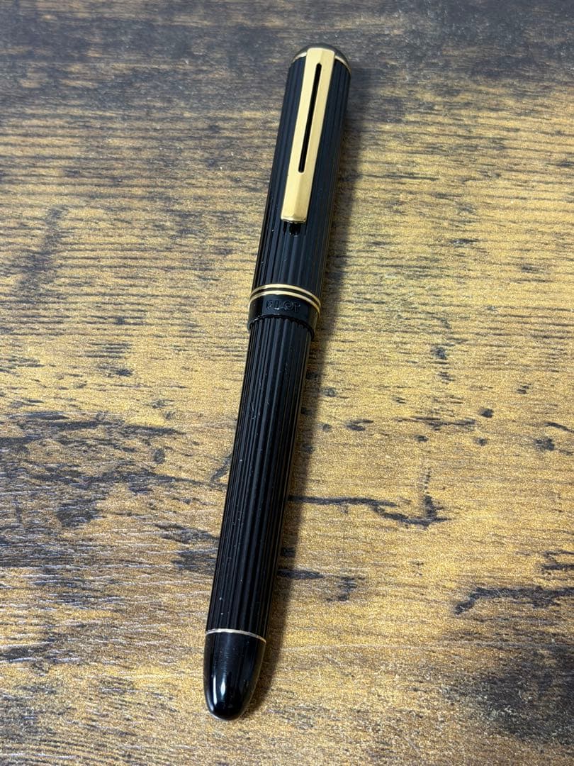 1980年製　初代　ジャスタス　14金　ゴールド　万年筆　パイロット　嵌合式　M