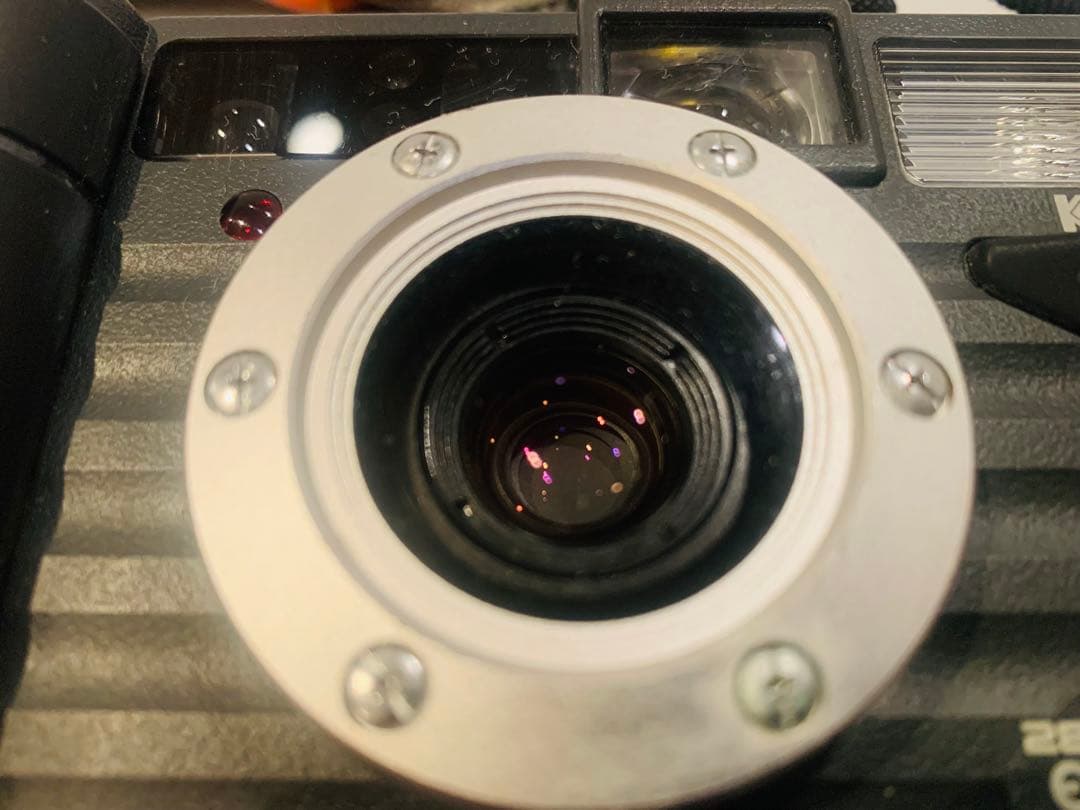 【動作品】フィルムカメラ Konica 現場監督 LENS 28 WB ECO