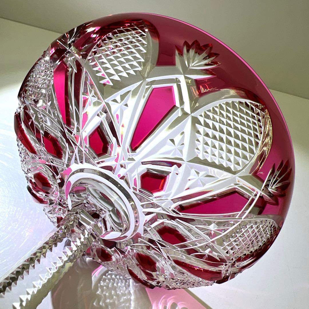 バカラ最高級シリーズ　ツァーシャンパンクープ　（赤）共箱　高さ27.2㎝