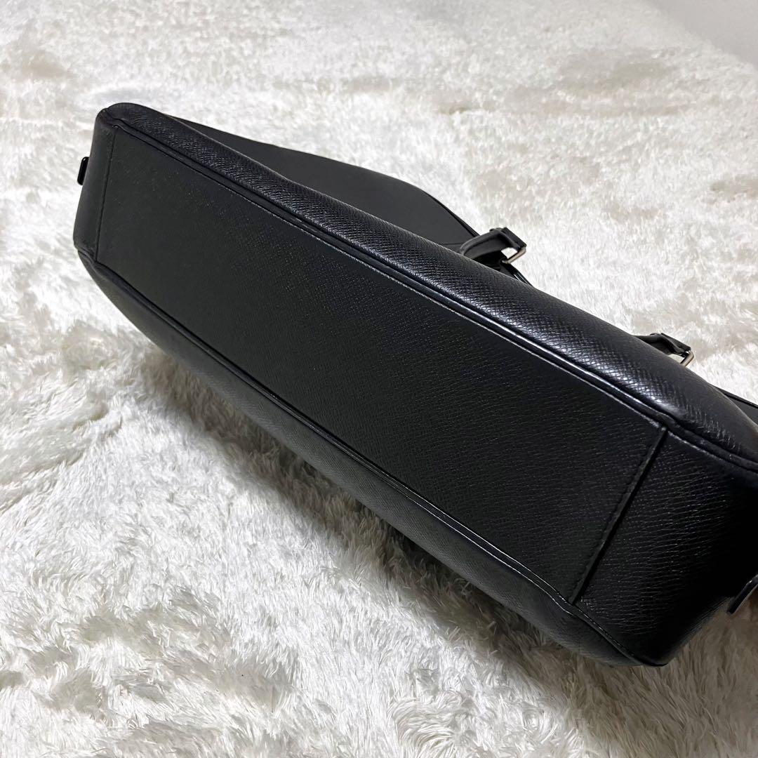 【希少】ルイヴィトン タイガ ネオイゴール ビジネスバッグ ブリーフケース