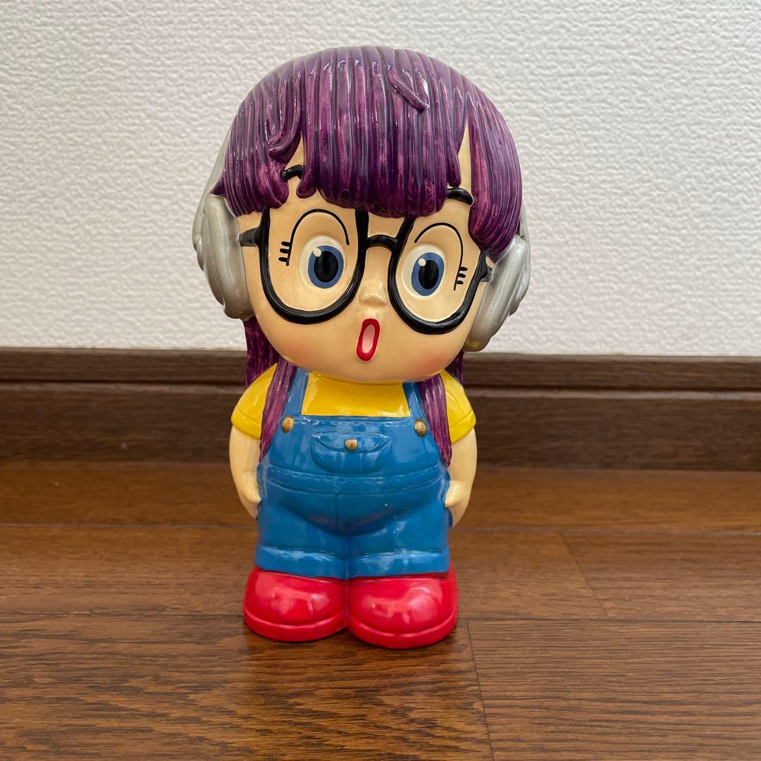 アラレちゃん　レトロ陶器置物