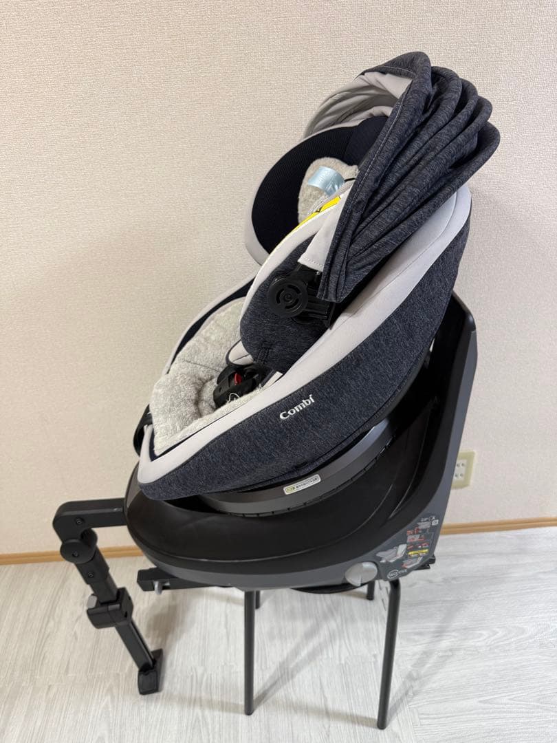 【美品】コンビ　クルムーヴスマート ISOFIX エッグショック JK-600