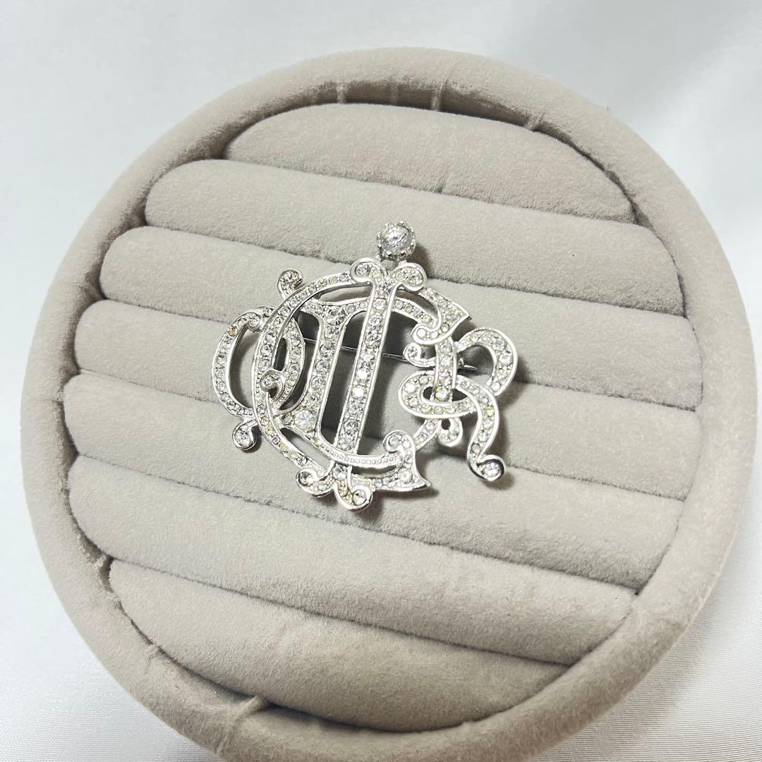 専用　ディオールDIOR 旧ロゴ　エンブレム　ブローチ　ラインストーン