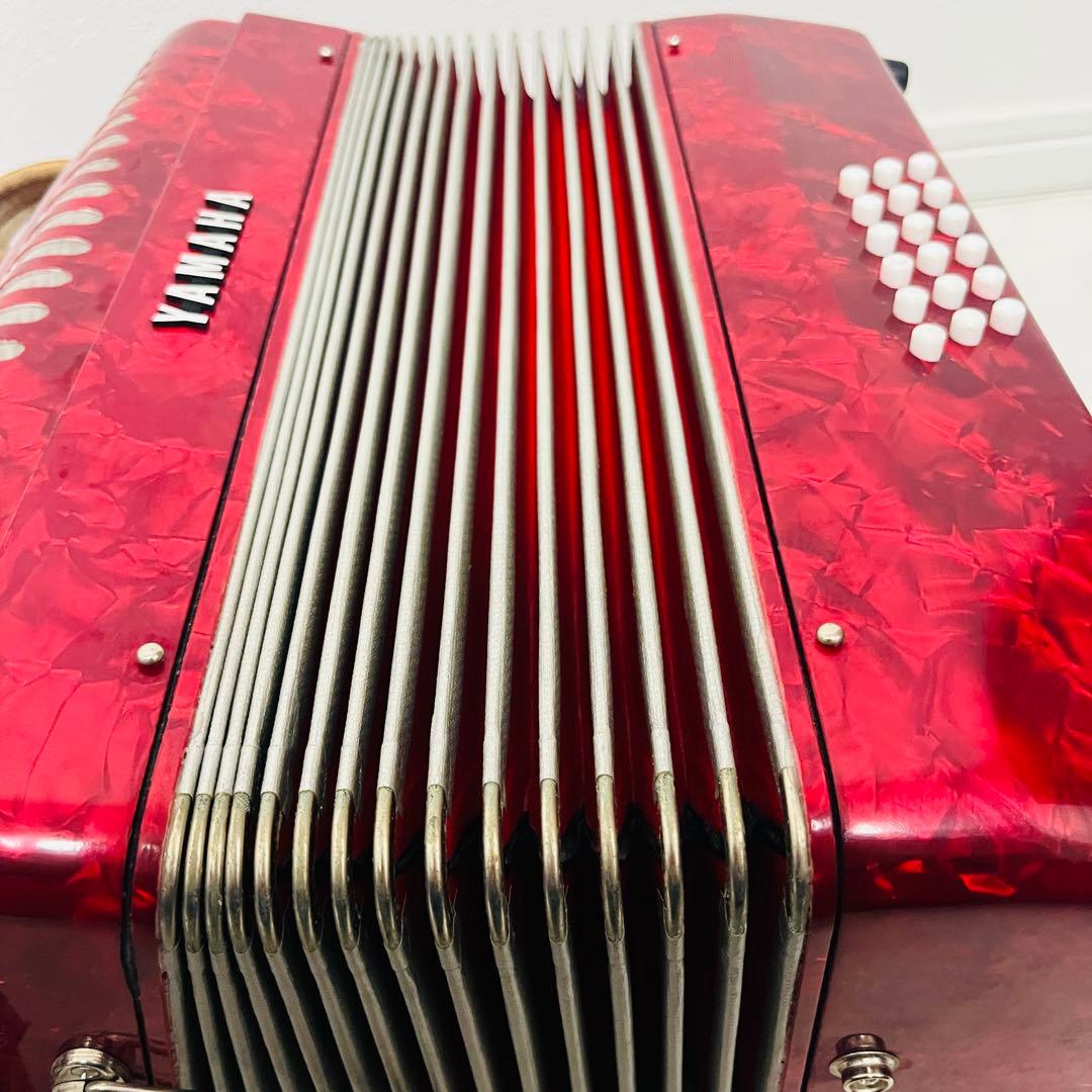 【動作良好品】YAMAHA　ヤマハ　アコーディオン　30鍵盤　初心者　8905