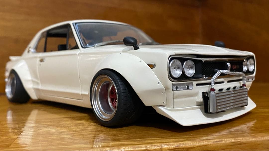 1/18京商スカイライン