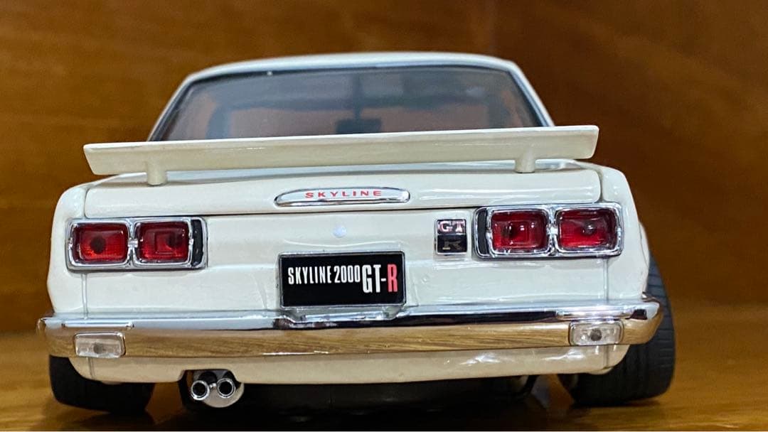 1/18京商スカイライン