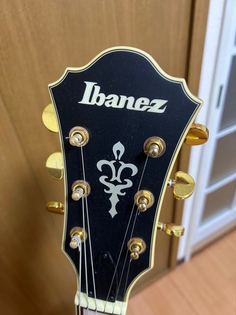 美品　Ibanez セミアコースティックギター ピンク