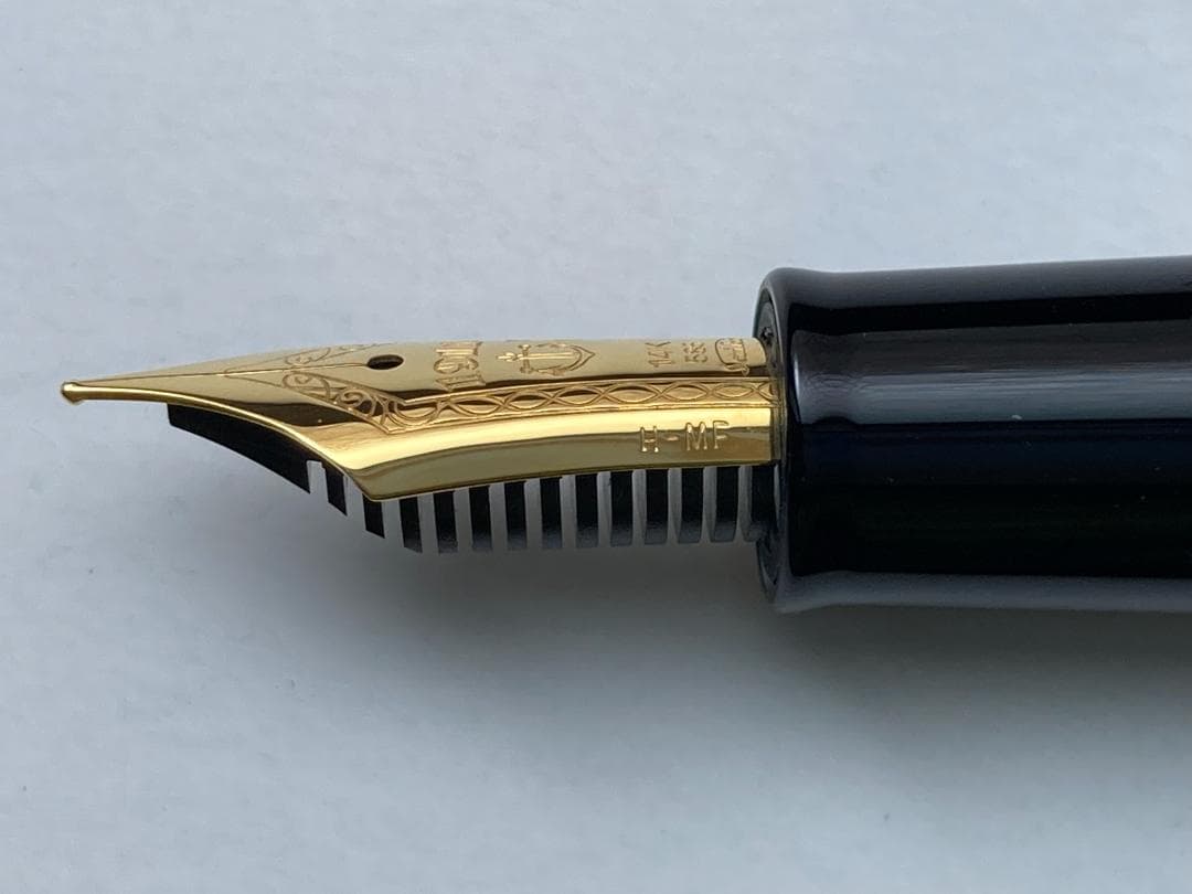 SAILOR　セーラー　プロフィット ライト 万年筆 ゴールドトリム