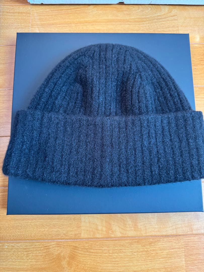 正規 CHANEL 24秋冬限定 ロゴ ニット帽 ウール 黒 24K ニット帽