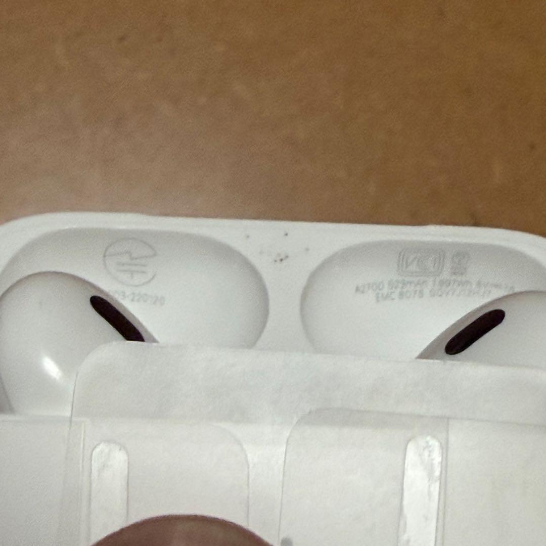 AirPods Pro第2世代 本体 Lightning⚠️値下げ交渉不可⚠️