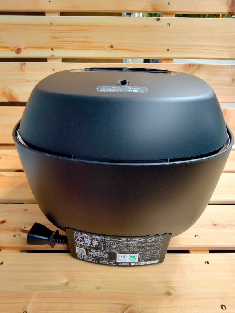未使用品タイガー炊飯器 3.5合 土鍋圧力IH ブラック JRX-T060KT