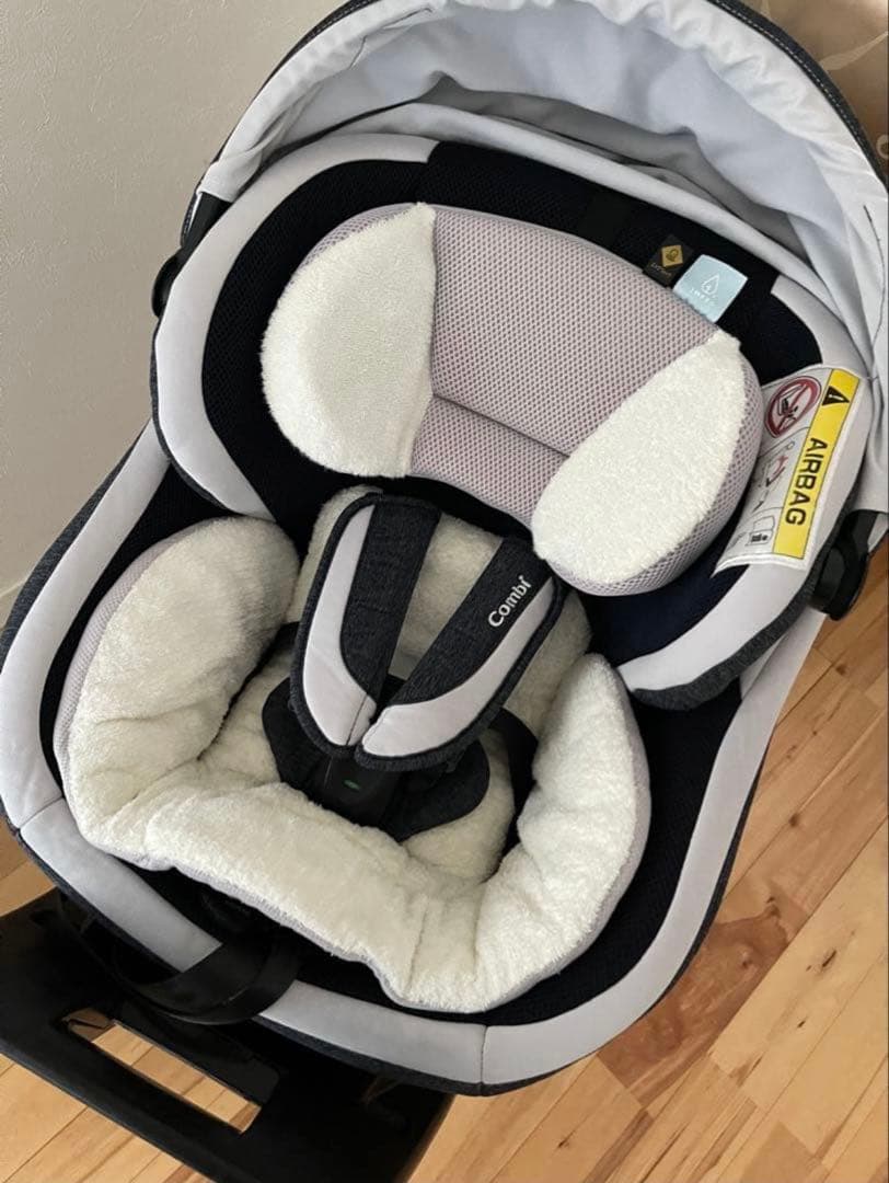 Combi 新生児対応 チャイルドシート ISOFIX クリーニング済み