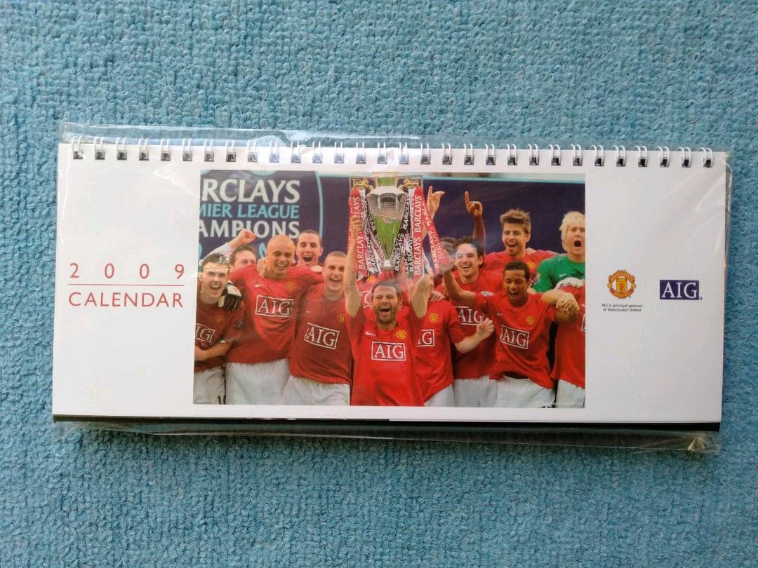 【貴重品】 マンチェスターユナイテッド　卓上カレンダー2009年
