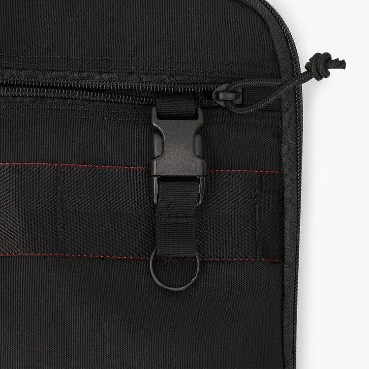 BRIEFING PCケース オリーブグリーン