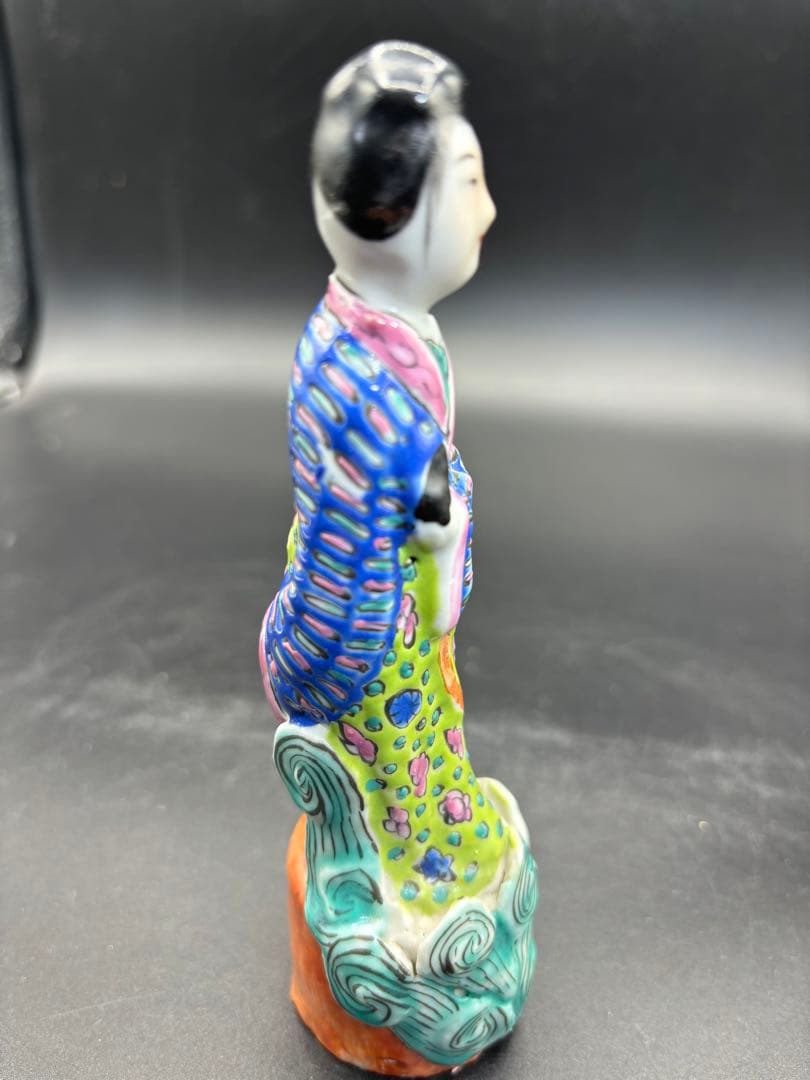 中国美術 古玩 色絵陶人形 陶器人形 高さ約15cm 置物 オブジェ 古董品