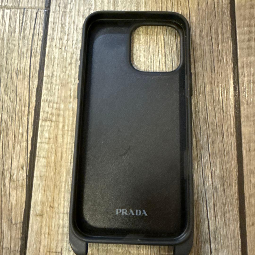 Prada iPhone 16 Pro Max ケース
