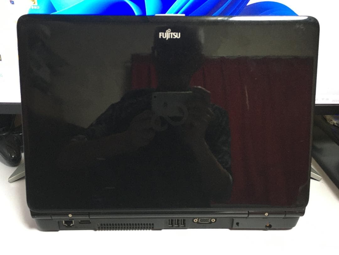 富士通 LIFEBOOK AH AH550/3AT WindowsXP