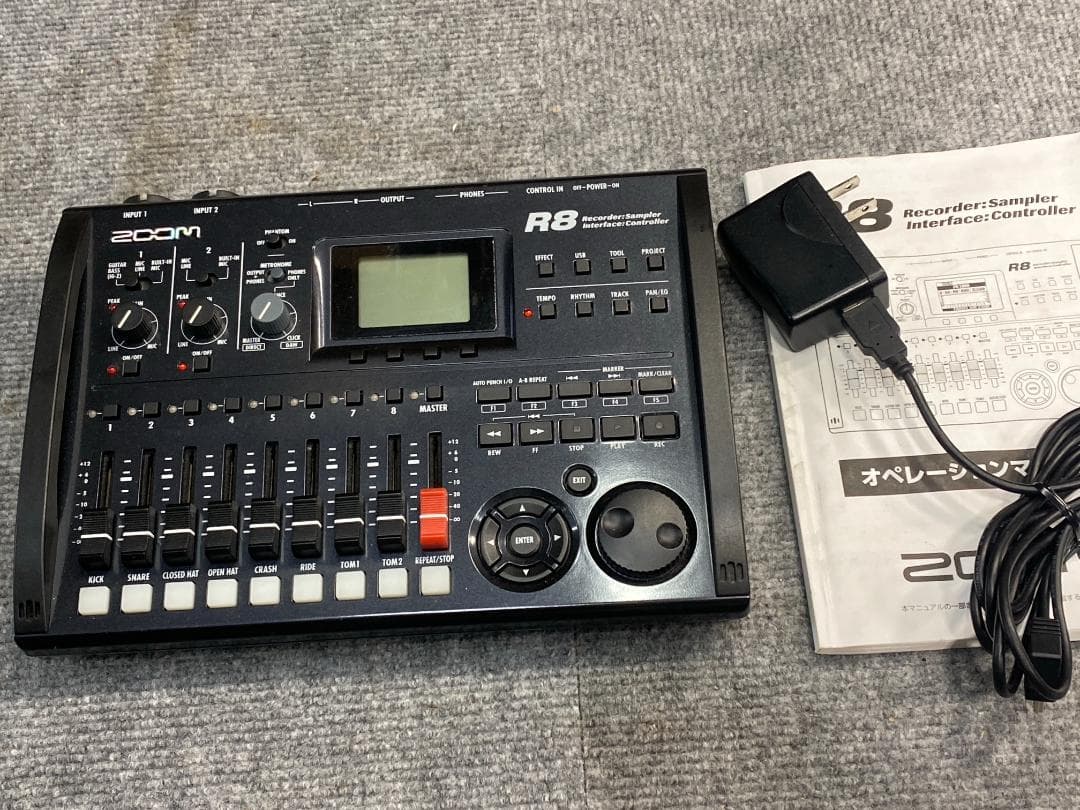 ZOOM R8 MTR マルチトラックレコーダー