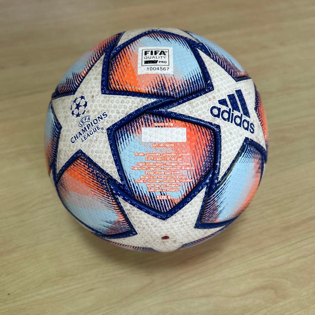 ララadidas 20-21 チャンピオンズリーグ フィナーレ 公式5号球