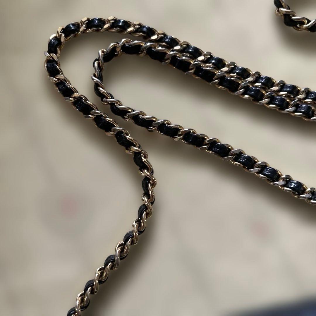 CHANEL シャネル　チェーンウォレット　キャビアスキン　【正規リペア済】