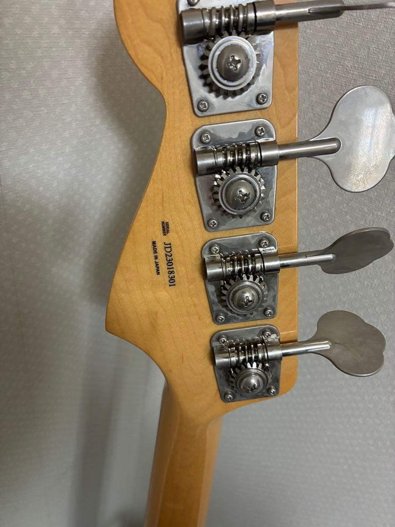 Fender Jazz Bass サンバースト 4弦