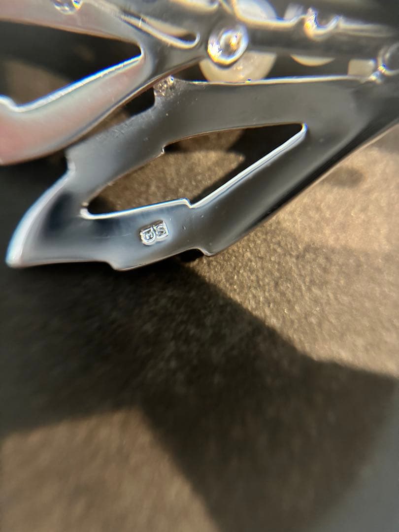 ミキモト　シルバーブローチ　リーフ