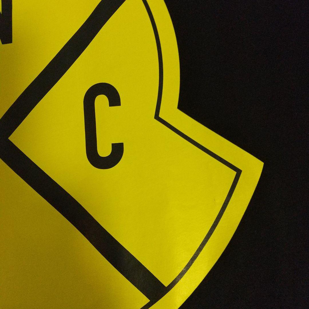 MONCLER イエロー ロゴ Tシャツ