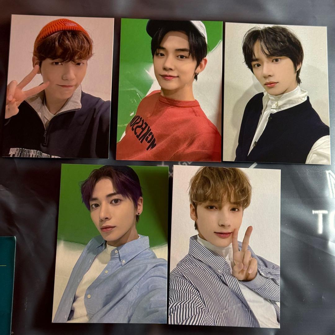 TXT 2022 FANLIVE フーディ トレカ付き