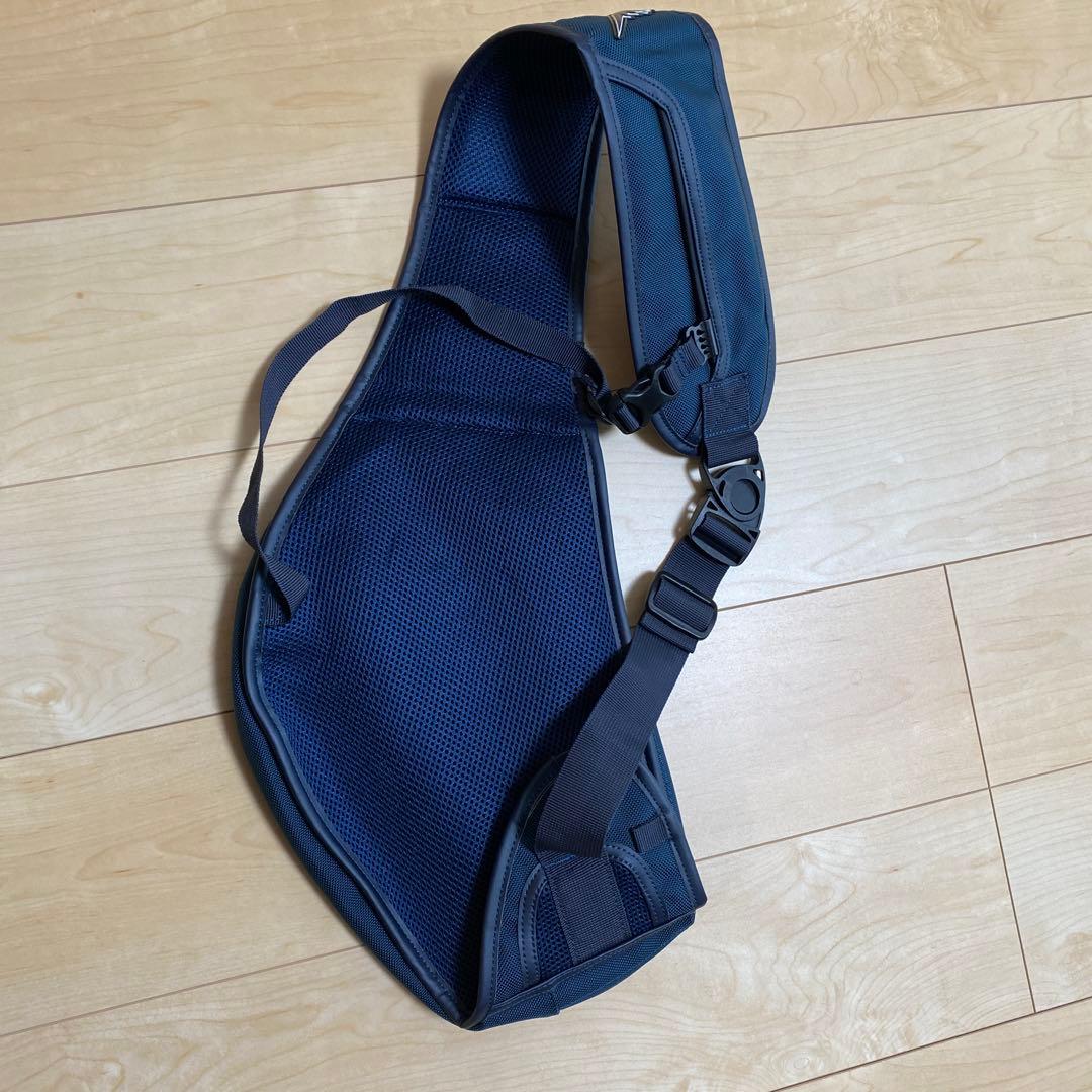 クシタニ　ワンショルダーバック