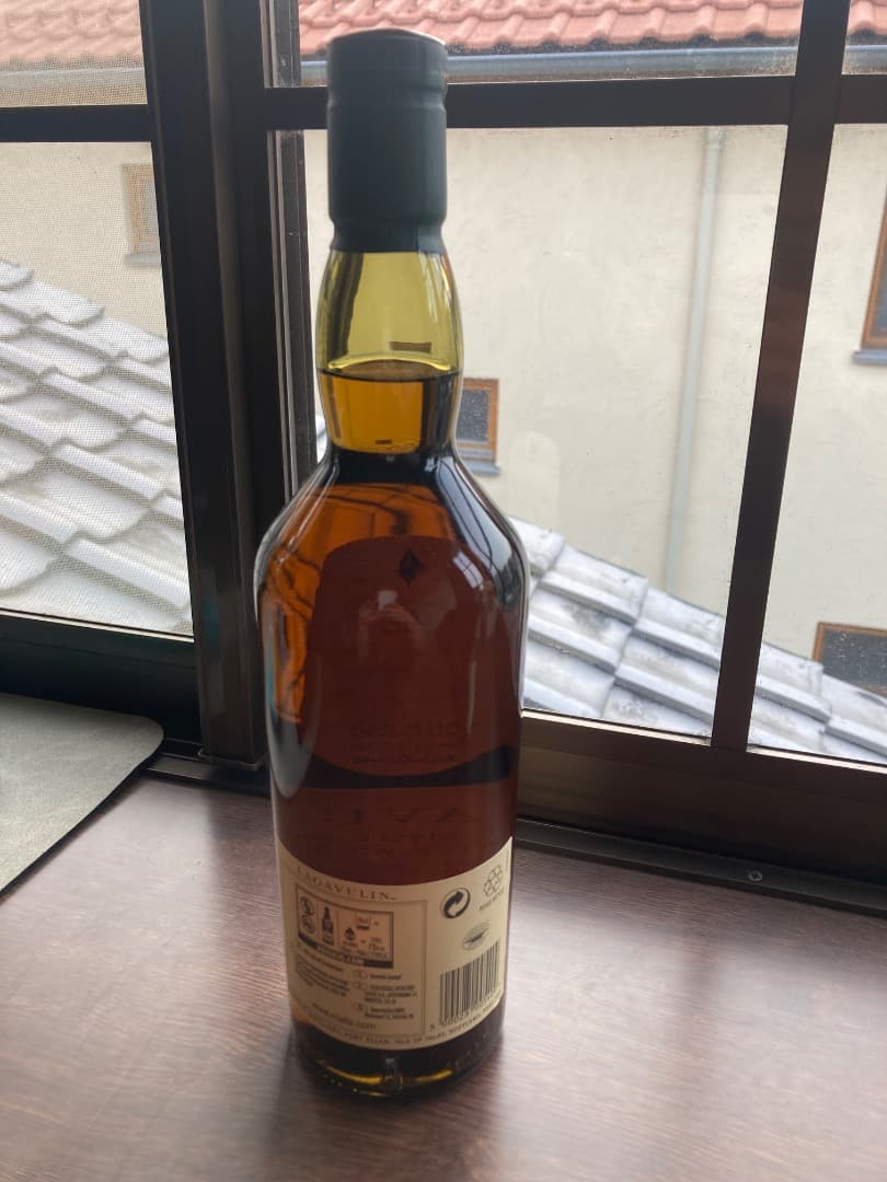 ラガーヴリン 16年 シングルモルトウイスキー