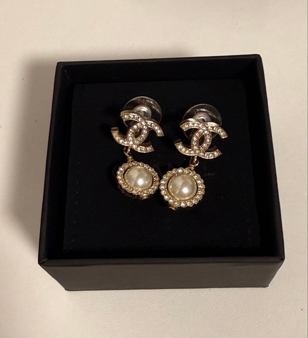 CHANEL ココマーク フェイクパール ラインストーン ピアス