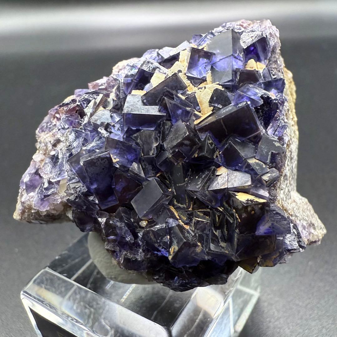 フローライト スペイン DeepBlueHeart Vein産 蛍石 原石 10