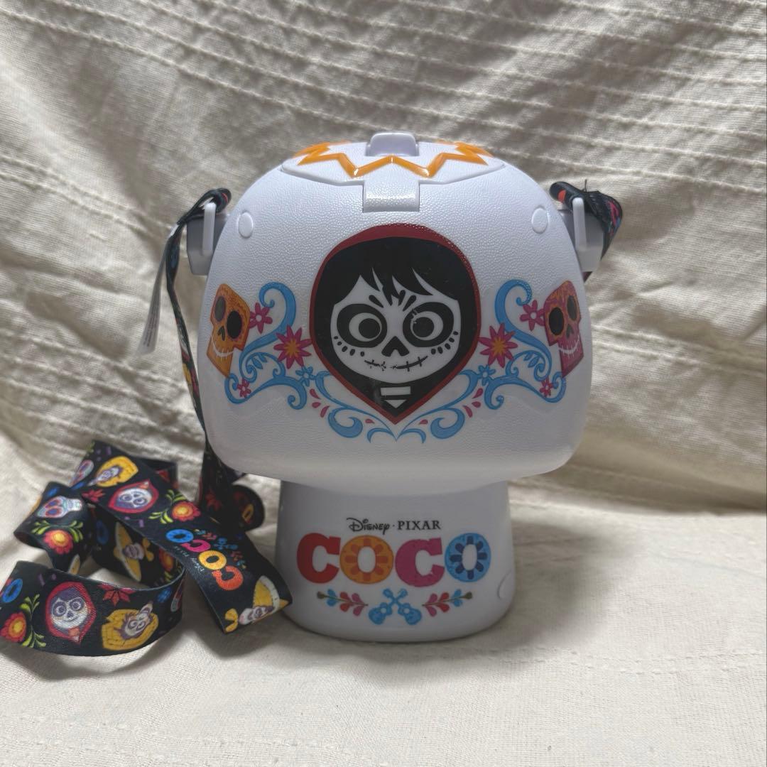 リメンバーミー COCO ガイコツ型ドリンクホルダー