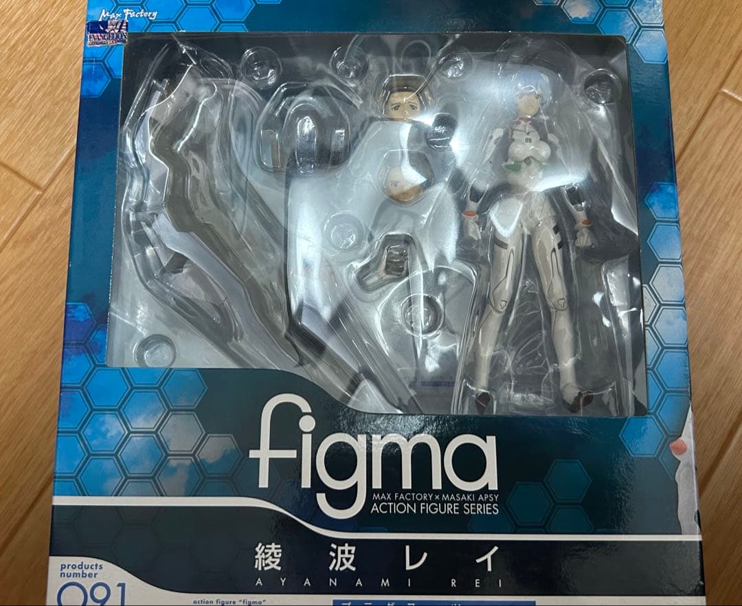 真希波・マリ、アスカ、綾波レイ　フィギュア　エヴァンゲリオン