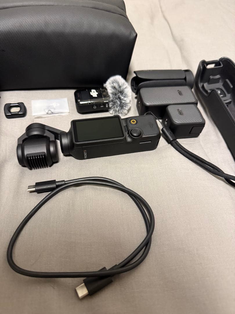 DJI Osmo Pocket 3 Creator Combo 美品