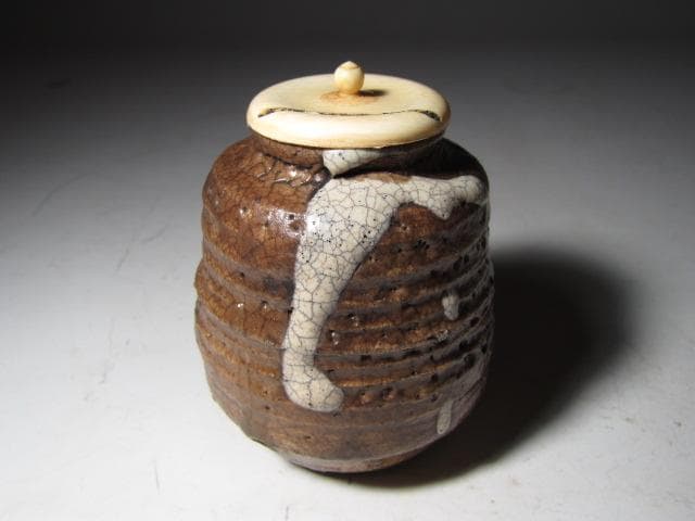 ○古萩茶入「遠山」裏千家六代 六閑斎花押 淡々斎追書 二重箱 替え仕覆k541