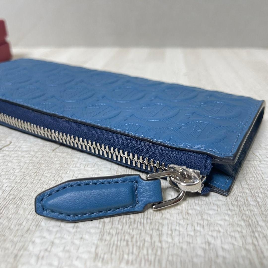 未使用 フェラガモ ガンチーニ 型押しレザー ペンケース ポーチ