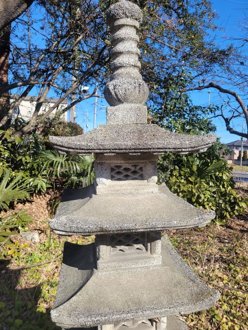 五重の塔　庭石 ☆