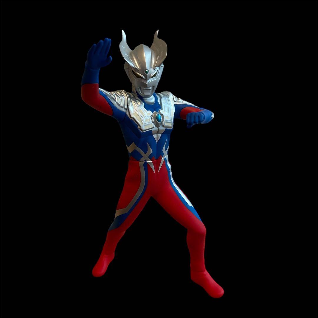 ウルトラマンゼロ アクションポーズフィギュア ウルトラマン 30cm程度 円谷