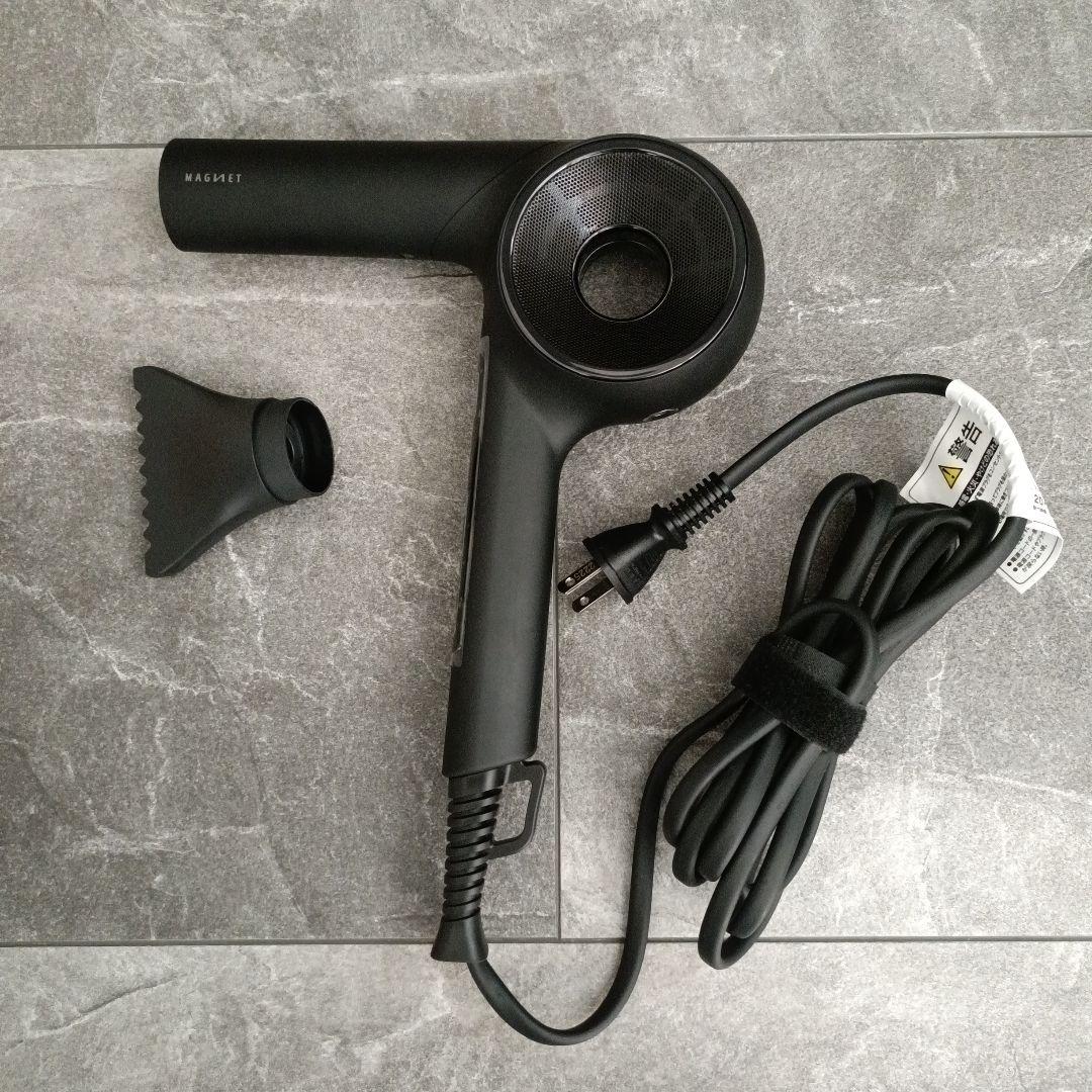 最新モデル　クレイツ　マグネットヘアプロドライヤー　HCD-G07CB