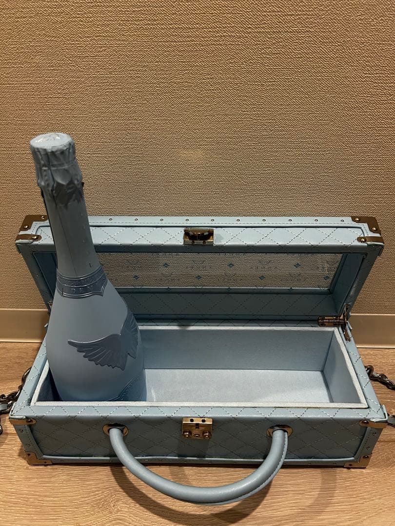 『新品未開封』エンジェルドゥミセックブルー