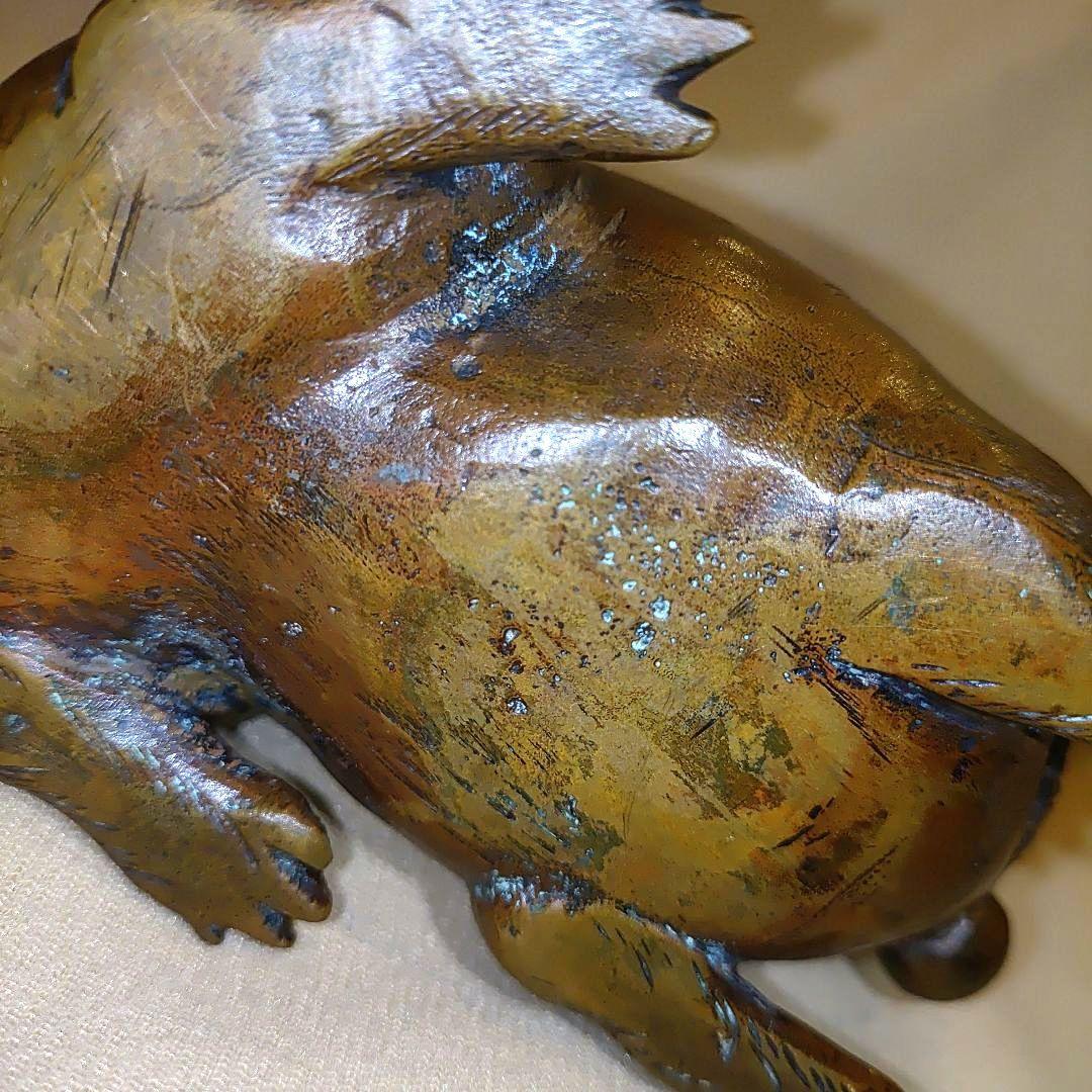 ブロンズ 犬の彫刻　犬の置物　芸術オブジェ