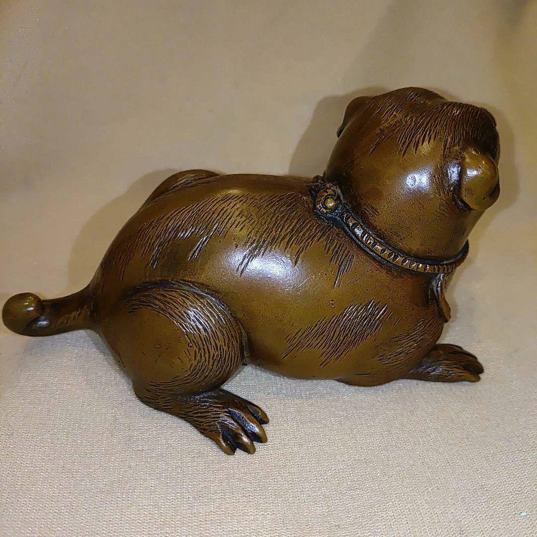 ブロンズ 犬の彫刻　犬の置物　芸術オブジェ